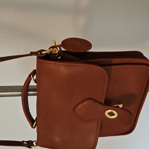 Georgetown Leather Design Bag - Picture 4 of 15